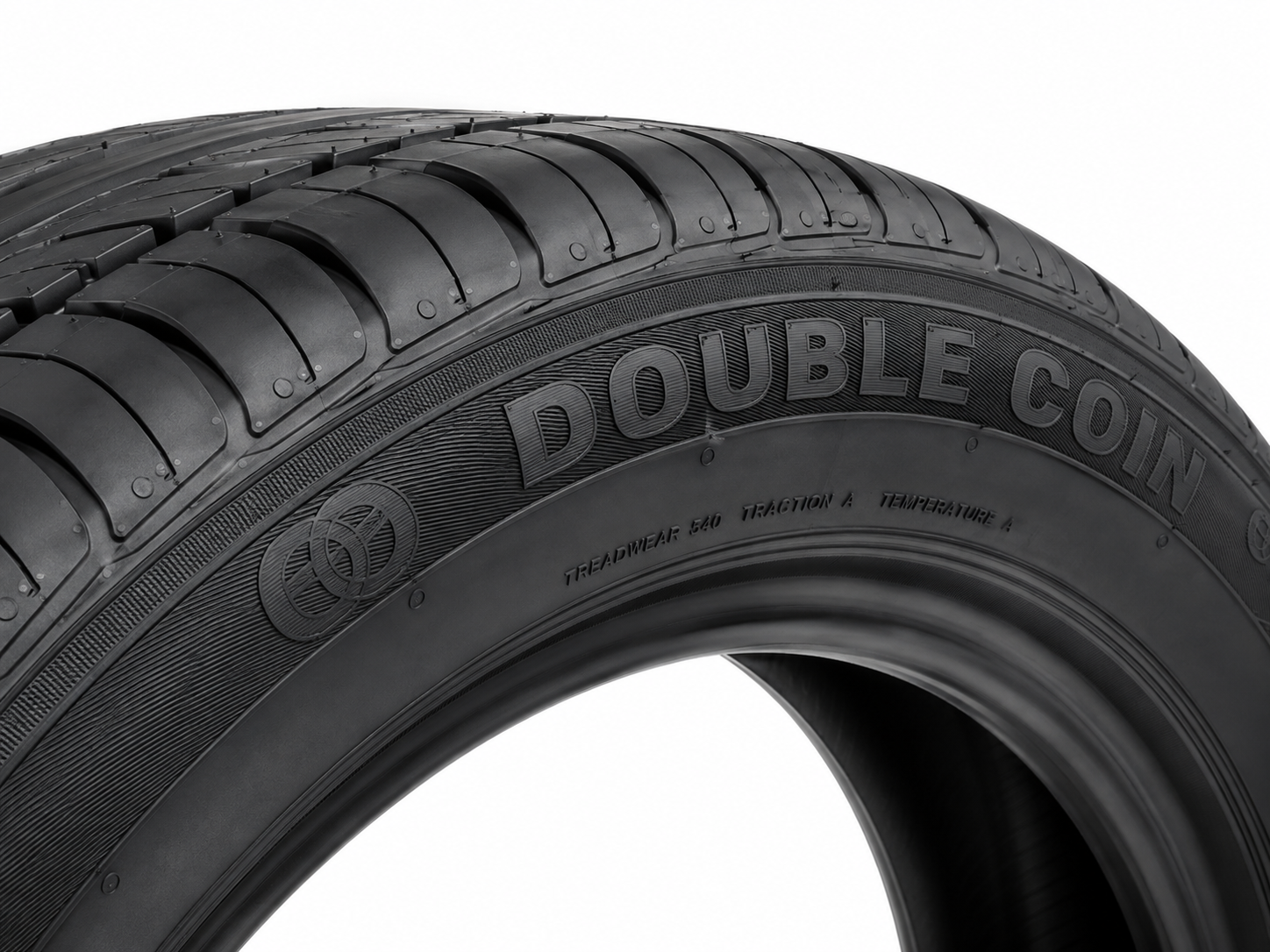 DOUBLE COIN DC100 235/50 R17 96W