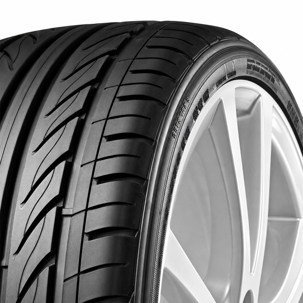 DELINTE D7 XL 225/35 R19 88W